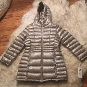 Champagne Hooded Puffer Jacket